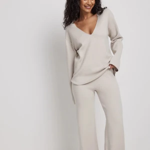 Set från NAKD - Bra skick! Säljer för att det inte används