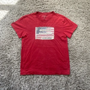 Denim and supply t shirt  - Säljer denna rikigt feta denim and supply Ralph Lauren t shirten!⭐️Storlek : M passar M!🤝 Skick : 9,5/10!👍Hör gärna av er om ni har funderingar!🙌
