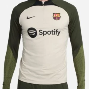 Fc Barcelona - Används aldrig. Passar M/L