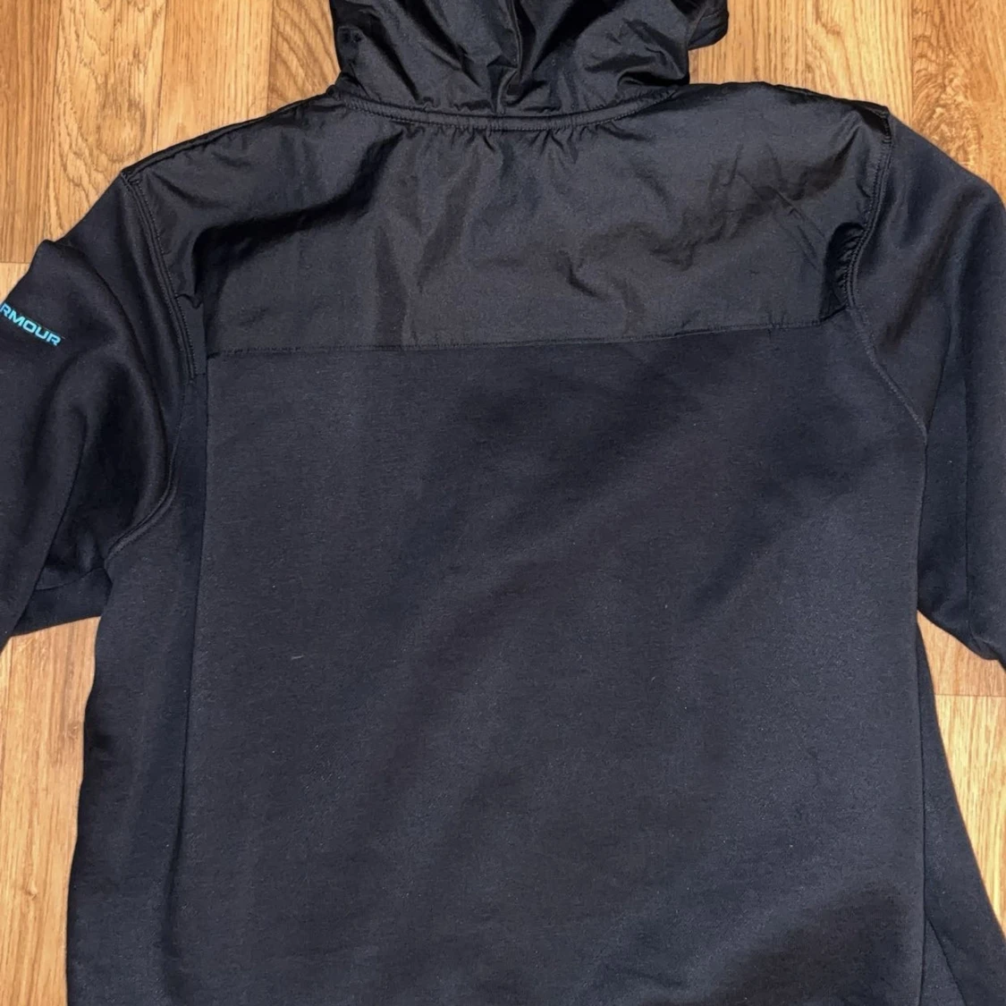 Svart vindjacka från Under Armour - 1