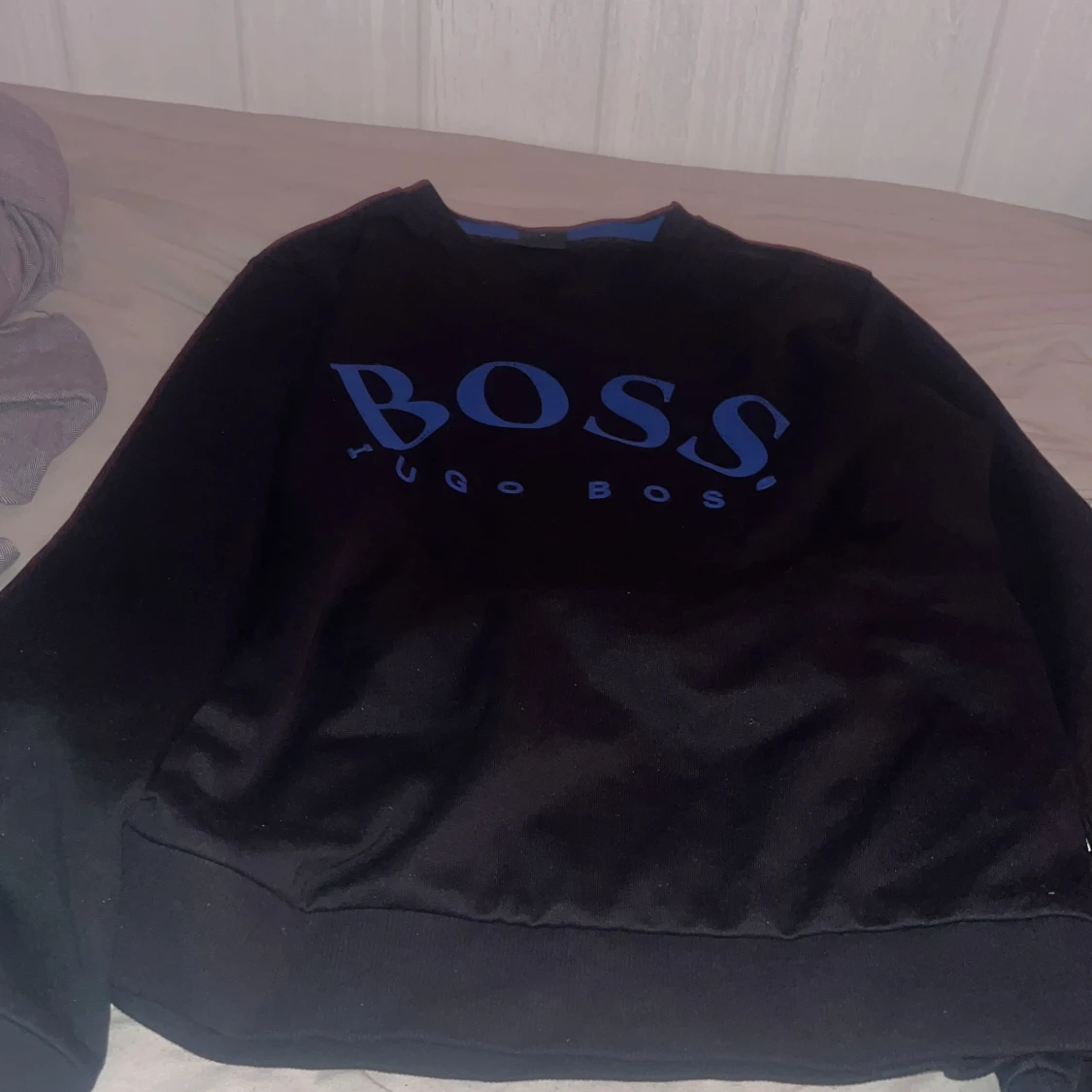 Svart sweatshirt från Hugo Boss