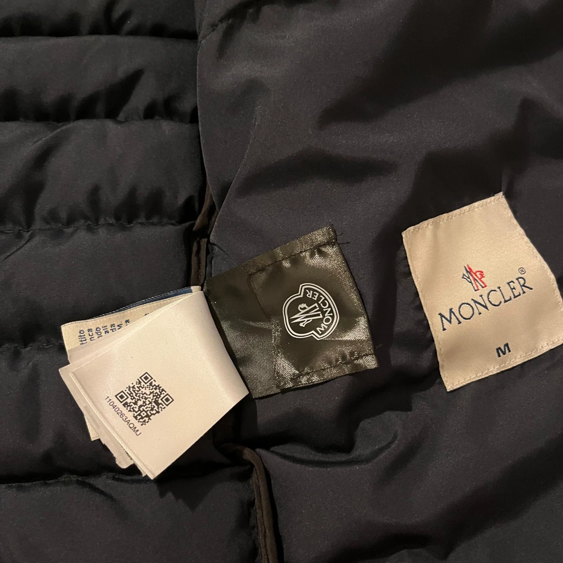 Mörkblå dunjacka från Moncler M - 2