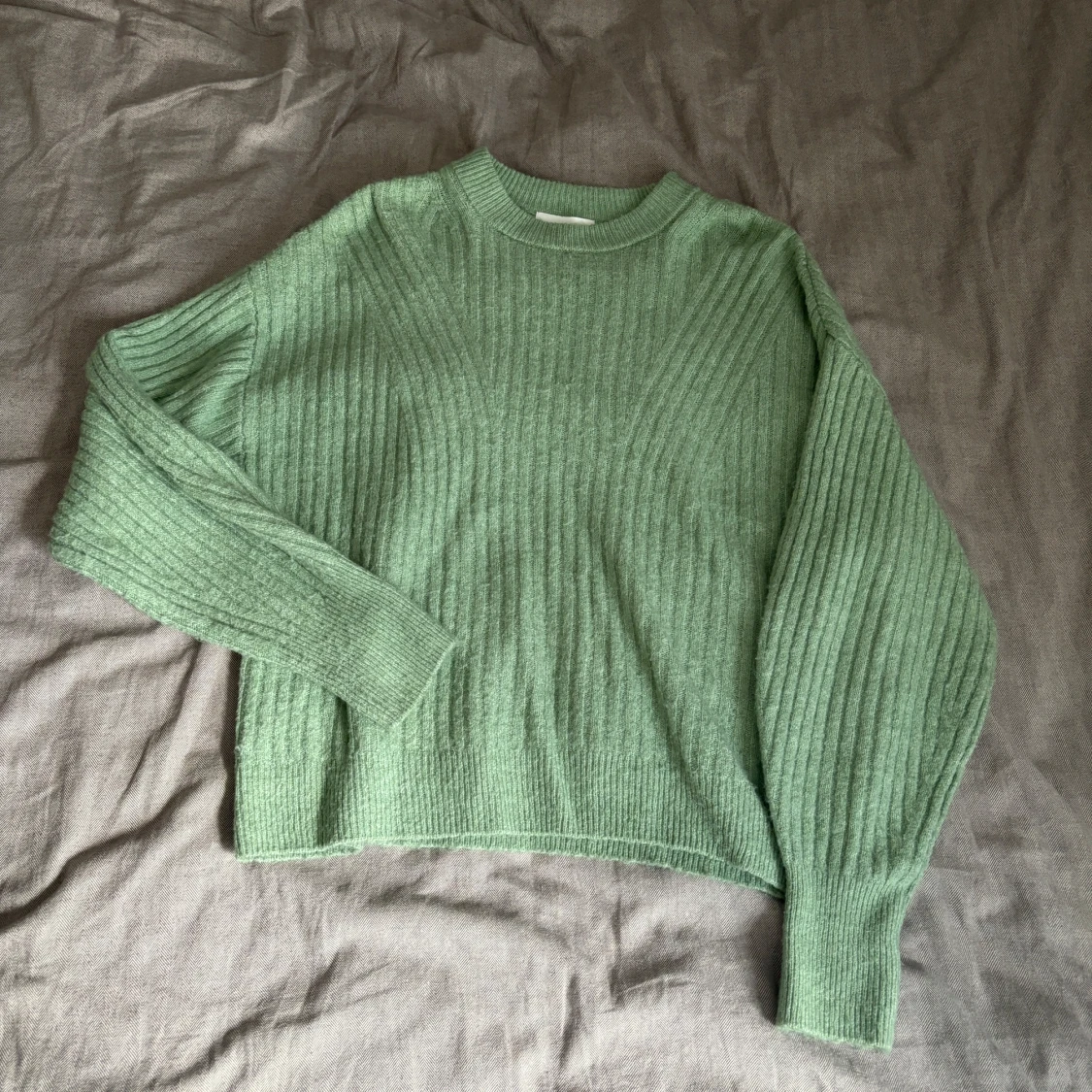 Grön stickad tröja från H&M