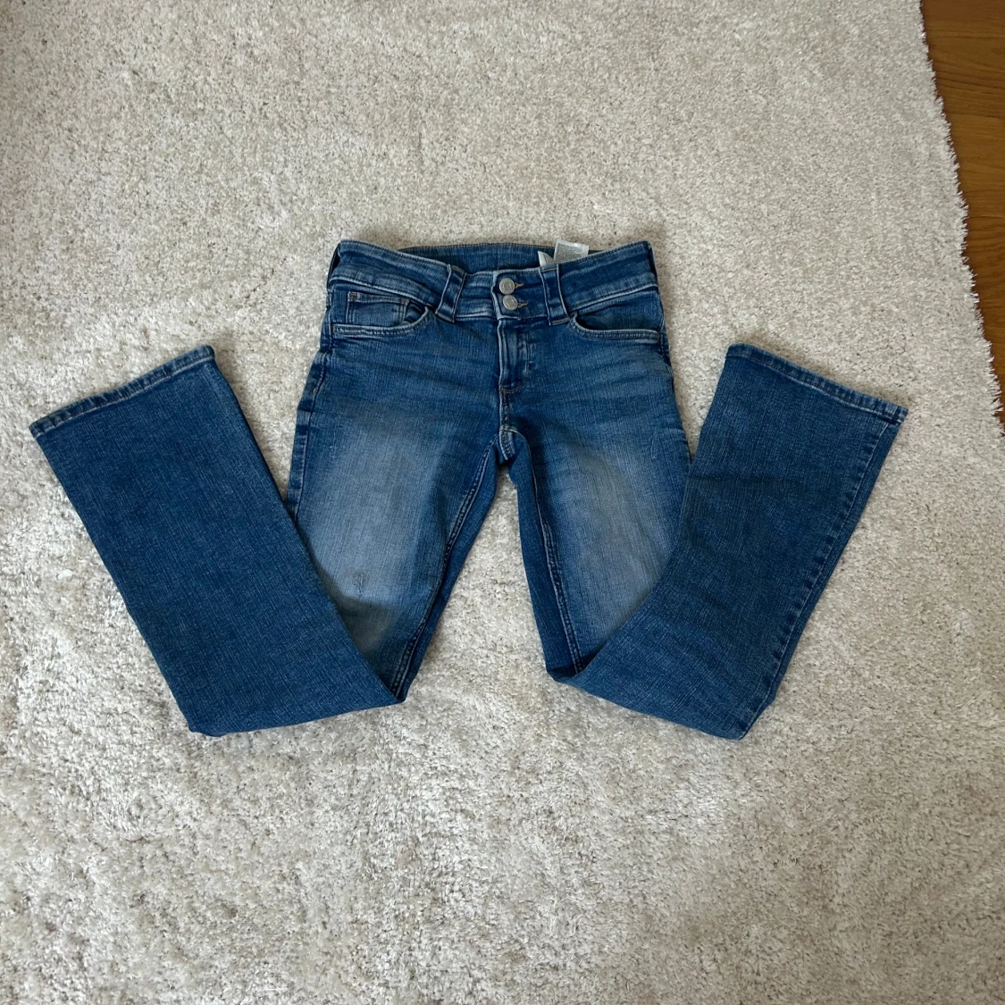 Blå bootcut jeans - 1