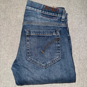 Dondup George  - Dondup George jeans | grymt skick | modellen är ca 185cm | nypris 3200+ | hör av dig vid intresse!
