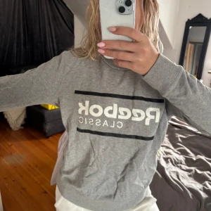Sweatshirt  - Sweatshirt från Reebok