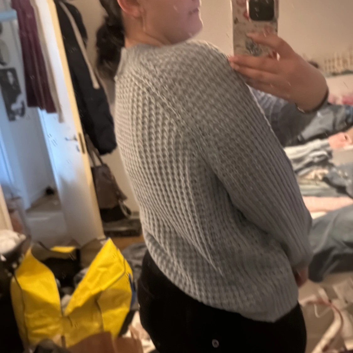 Ljusblå stickad tröja från 157 - 1