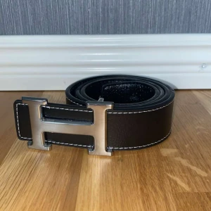 Svart bälte  - 10/10 skick 