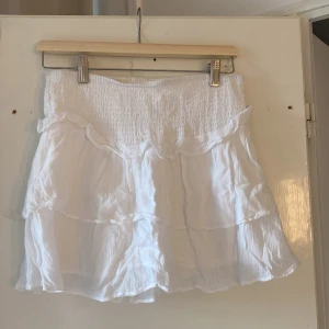 Kjol - Supersöt kjol från Gina Young.