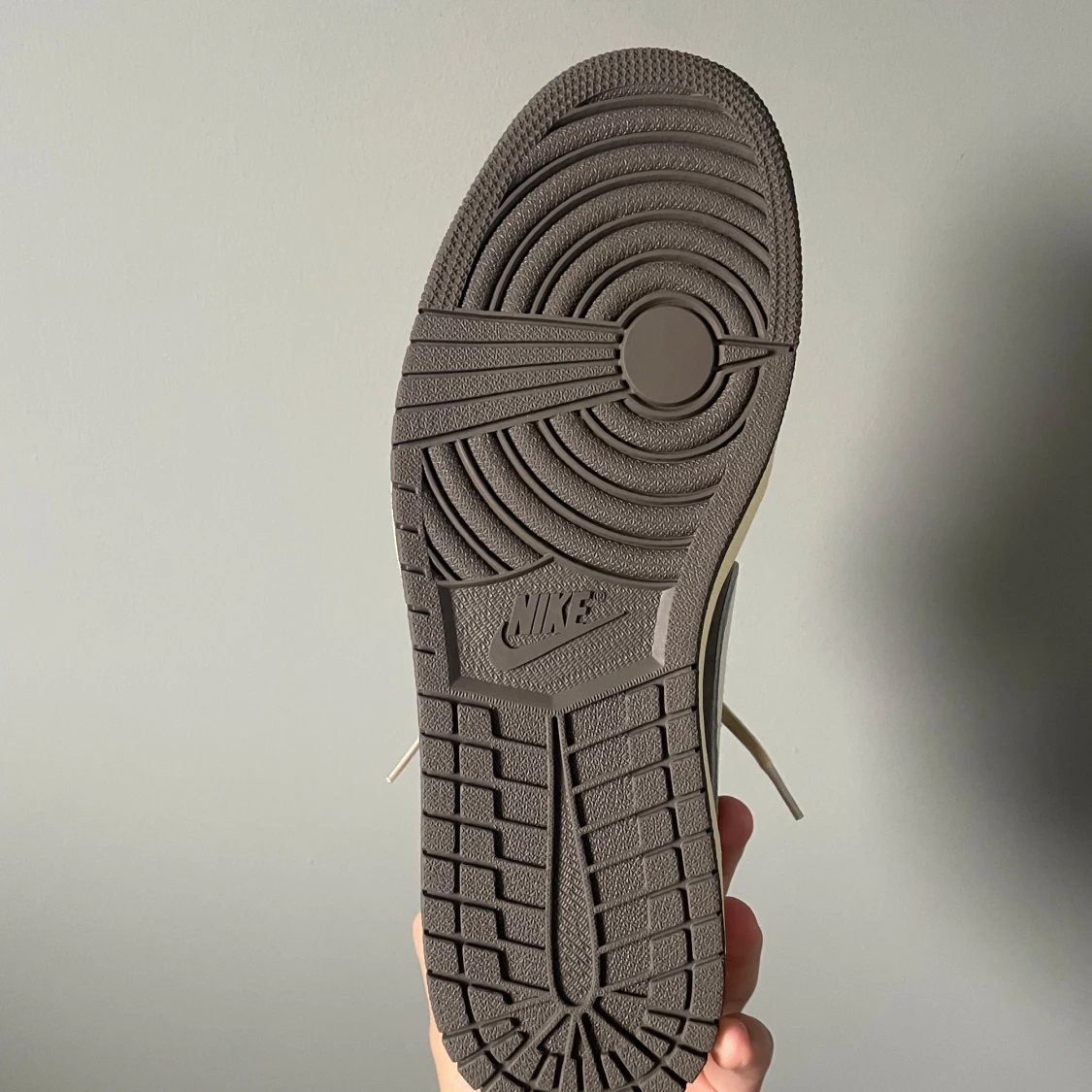 Nike Air Jordan 1 Low Travis Scott - 4