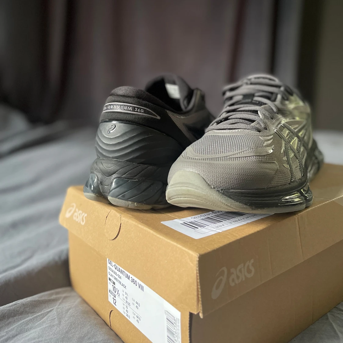 Grå ASICS Gel-Quantum 360 VIII sneakers - 3