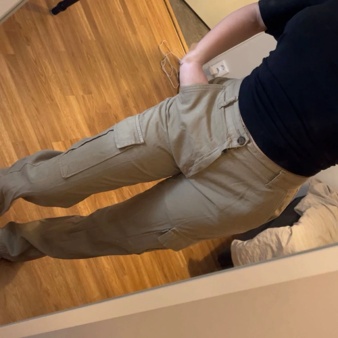 Beiga cargopants med raka ben