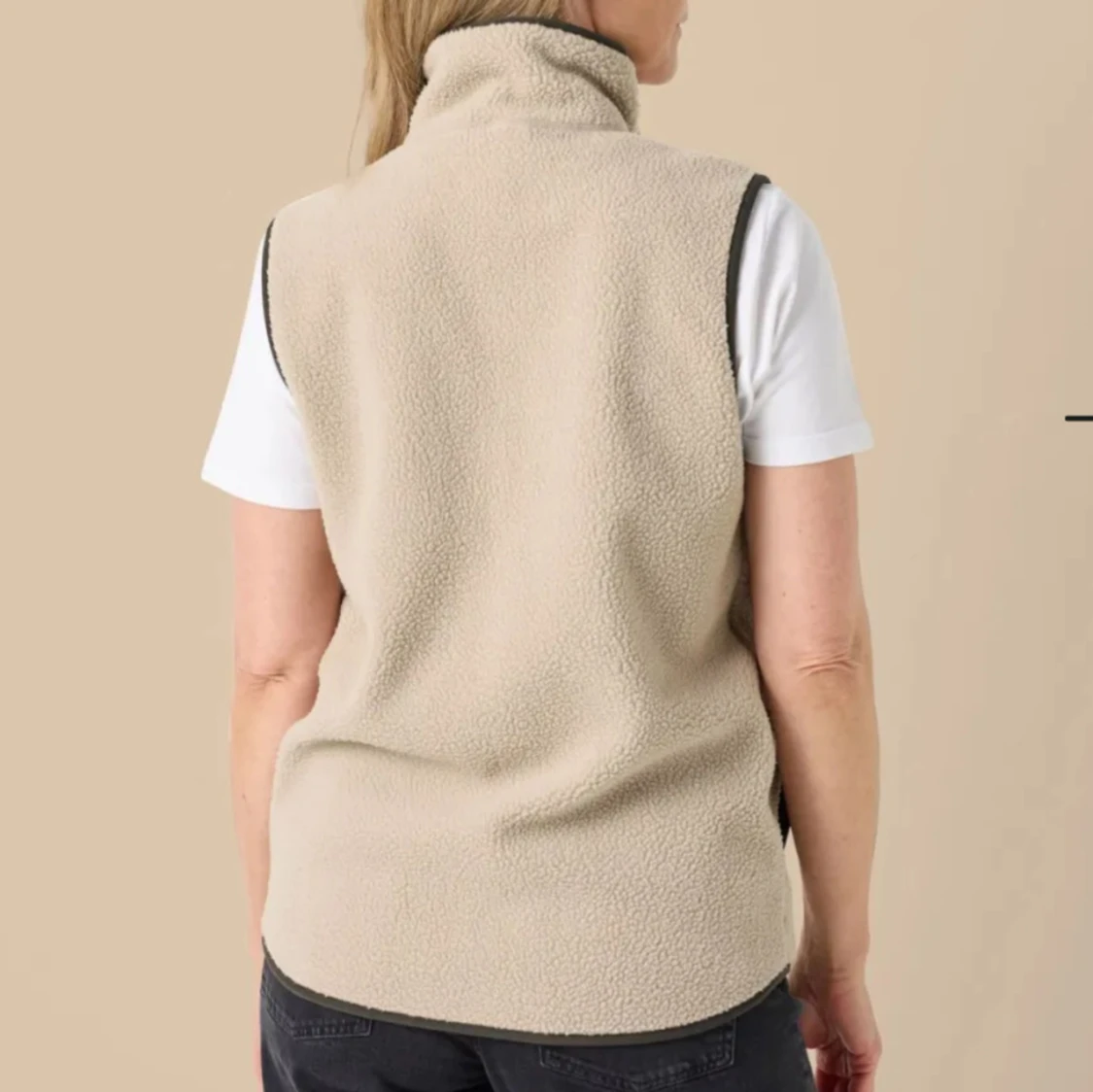 Beige fleeceväst från Newbody XS - 2