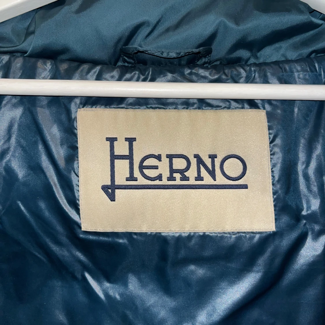 Mörkgrön dunjacka från Herno - 2