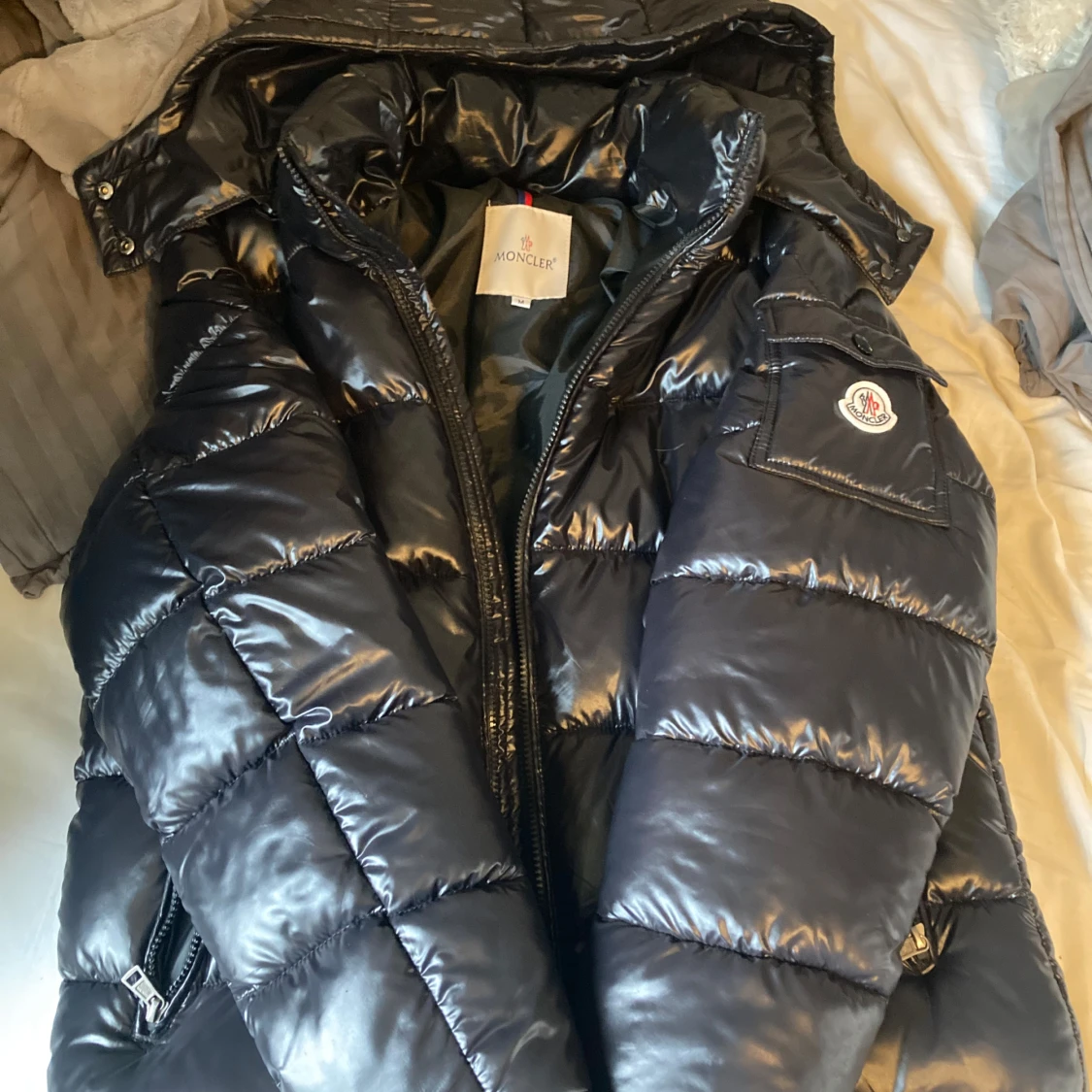 Svart pufferjacka från Moncler