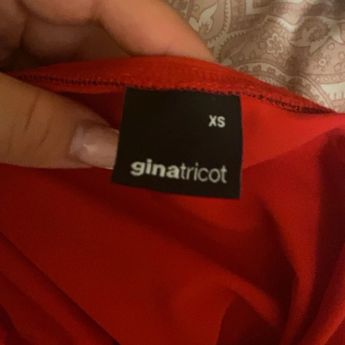 Röd långkjol i stretchigt tyg - 3