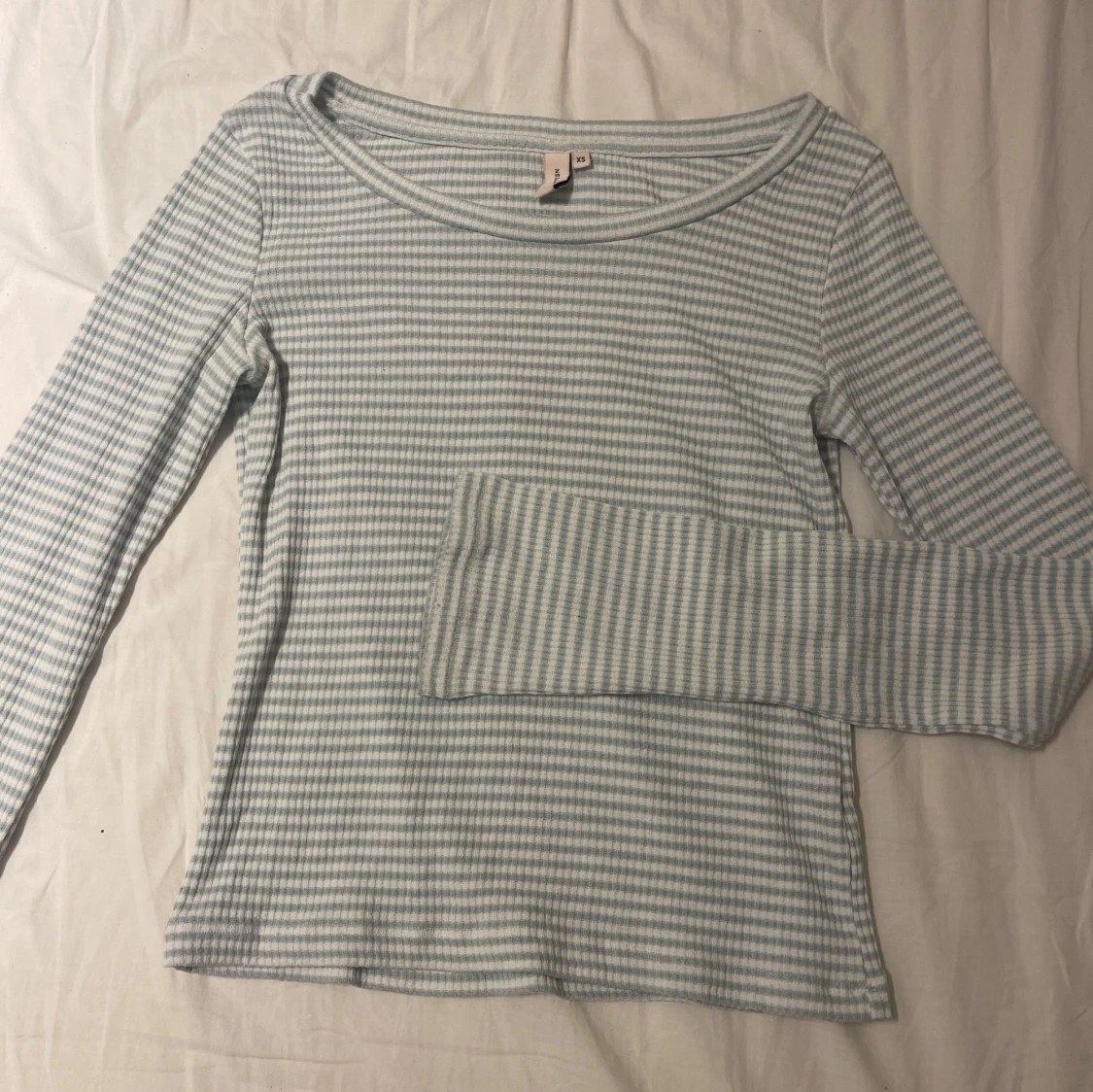 Randig långärmad tröja från Nelly