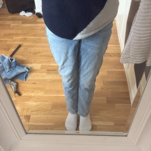 Byxer storlek 160 - Storlek 160 fyra knappar skinny jeans                           Paket storlek s-m