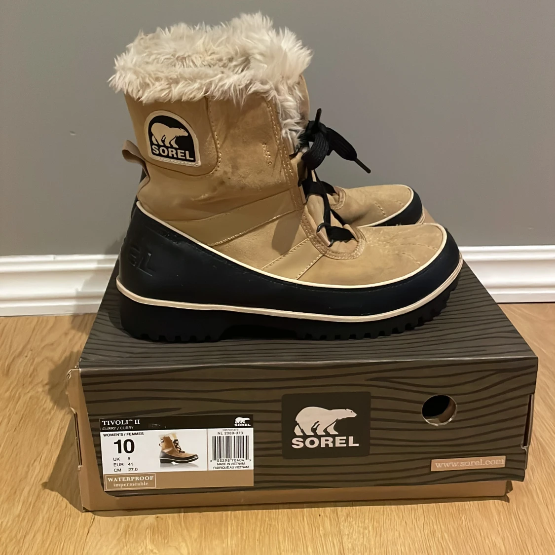 Sorel Tivoli II vinterboots med fuskpäls