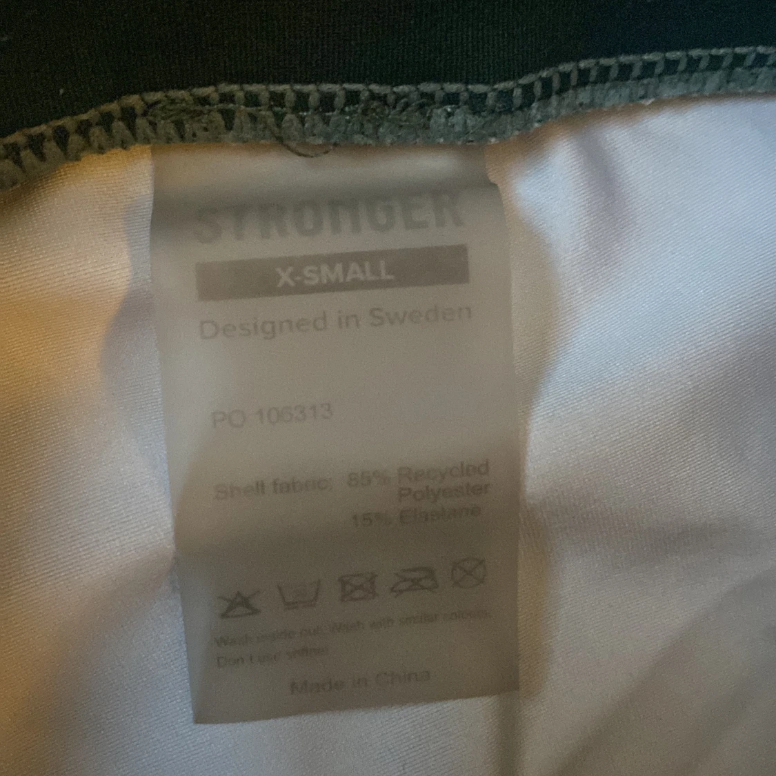 Blommiga leggings från Stronger  - 2