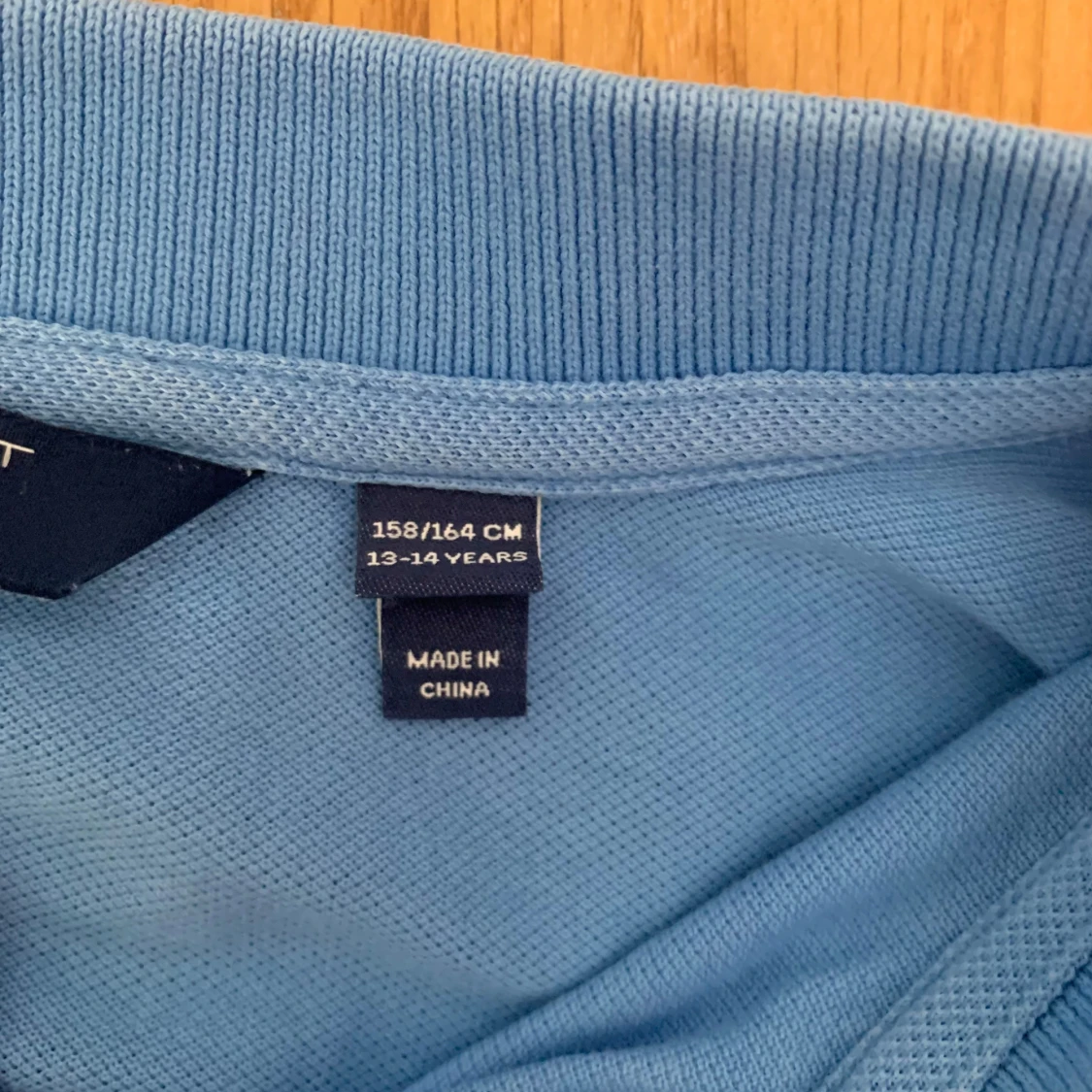 Blå pikétröja från Gant - 2