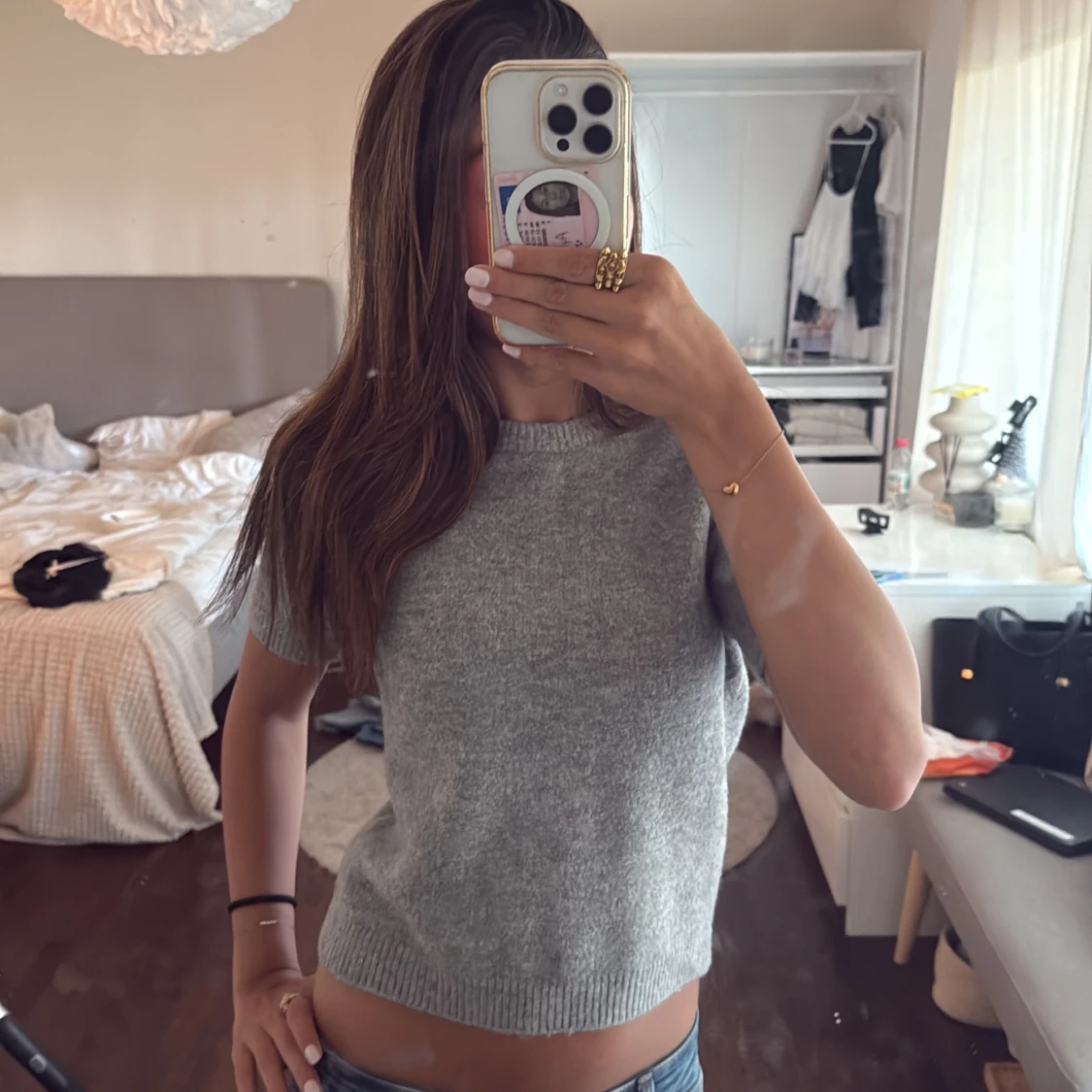 Grå stickad kortärmad tröja från Zara - 1