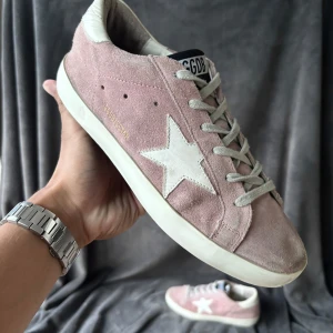 Golden goose skor - Golden goose superstar skor | originalstorlek 38, fråga om innermått vid osäkerhet | ingår: endast skorna | fraktar spårbart eller möts upp i Täby