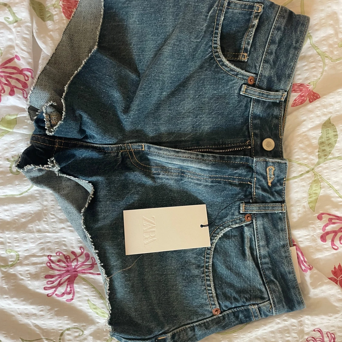 Blå jeansshorts från Zara - 1