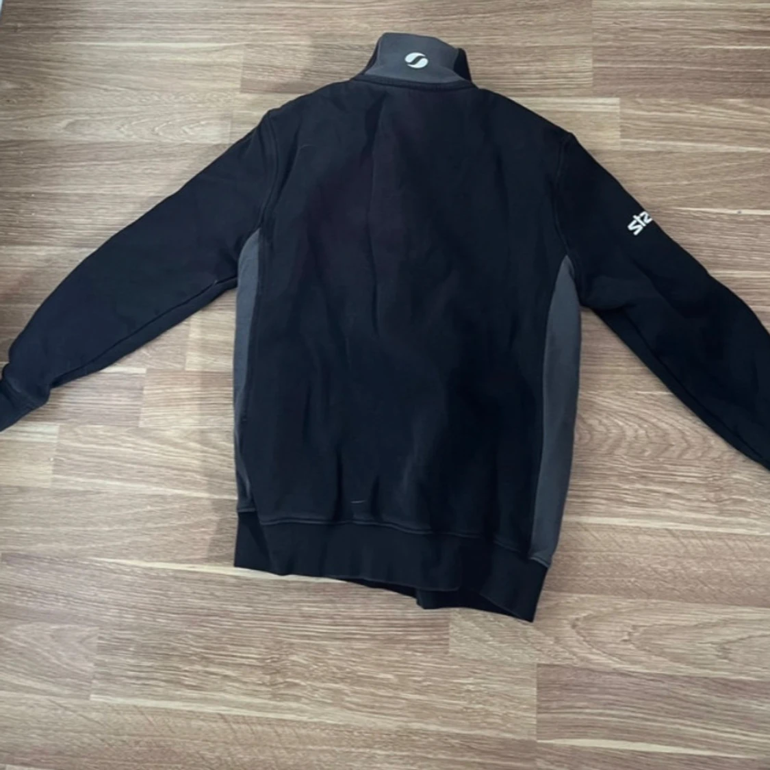 Svart half zip tröja från SOC - 1