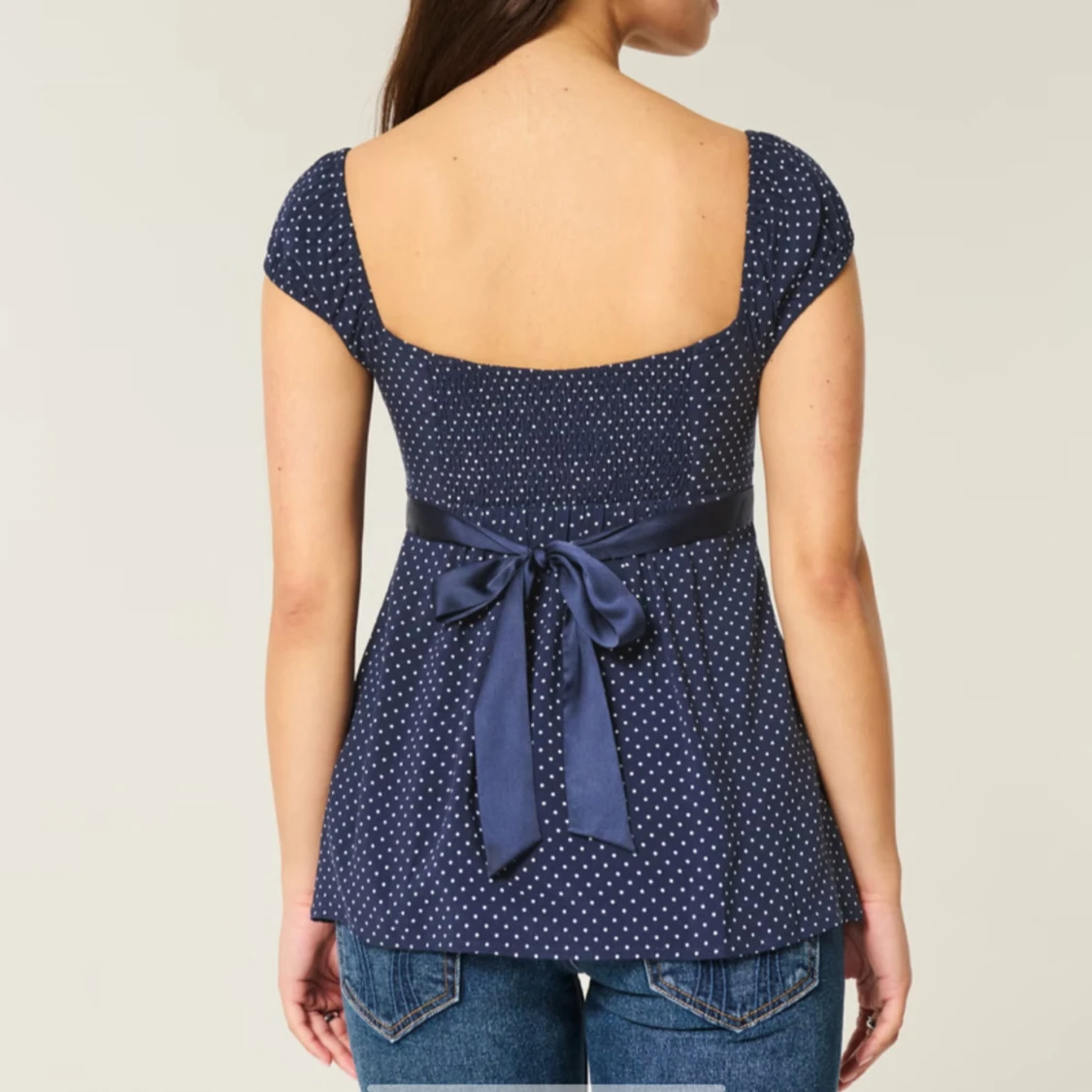 Mörkblå prickig blus från Hollister - 1