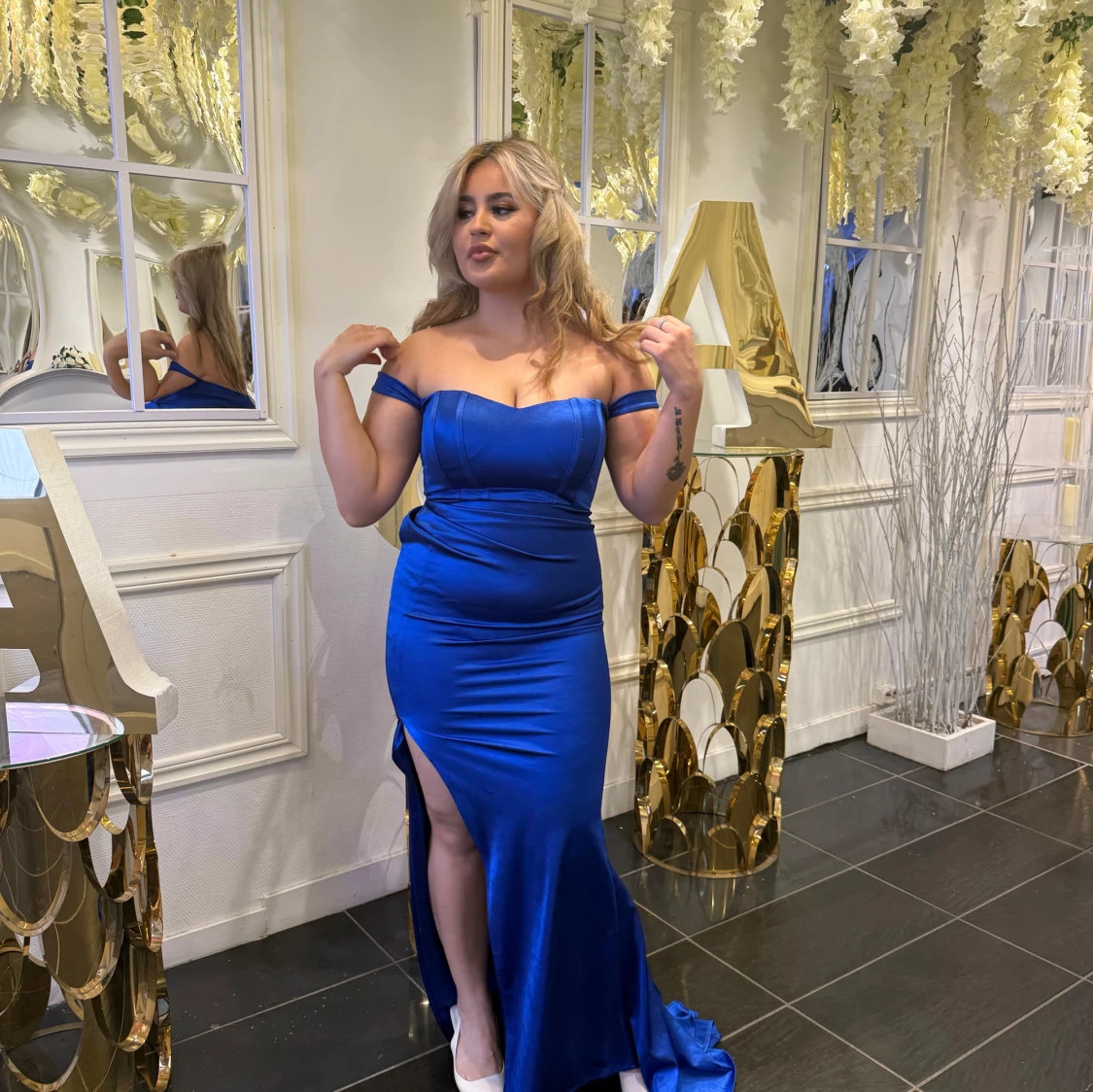 Blå långklänning med slits - 2