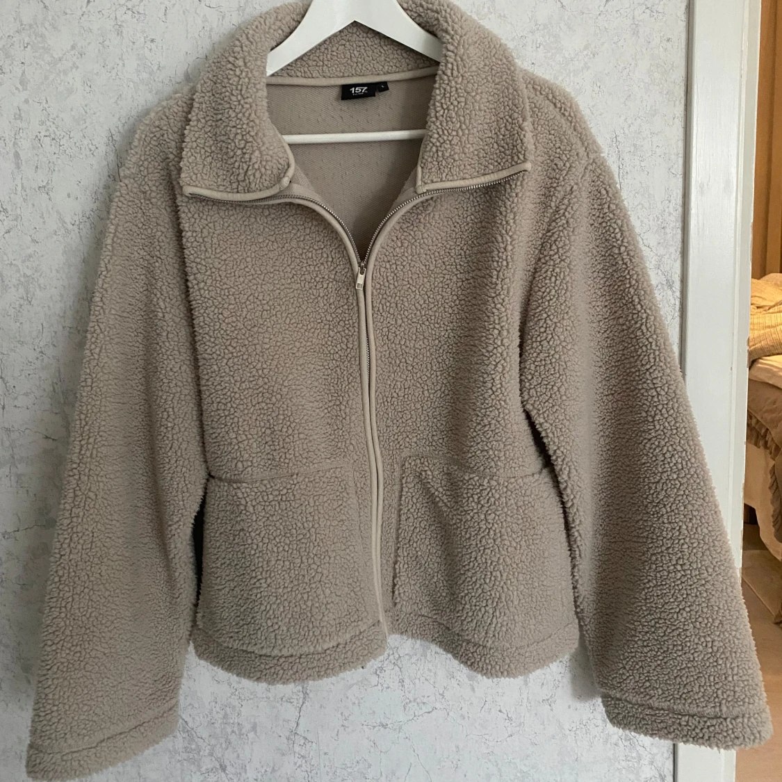 Beige teddyjacka från 157 - 1