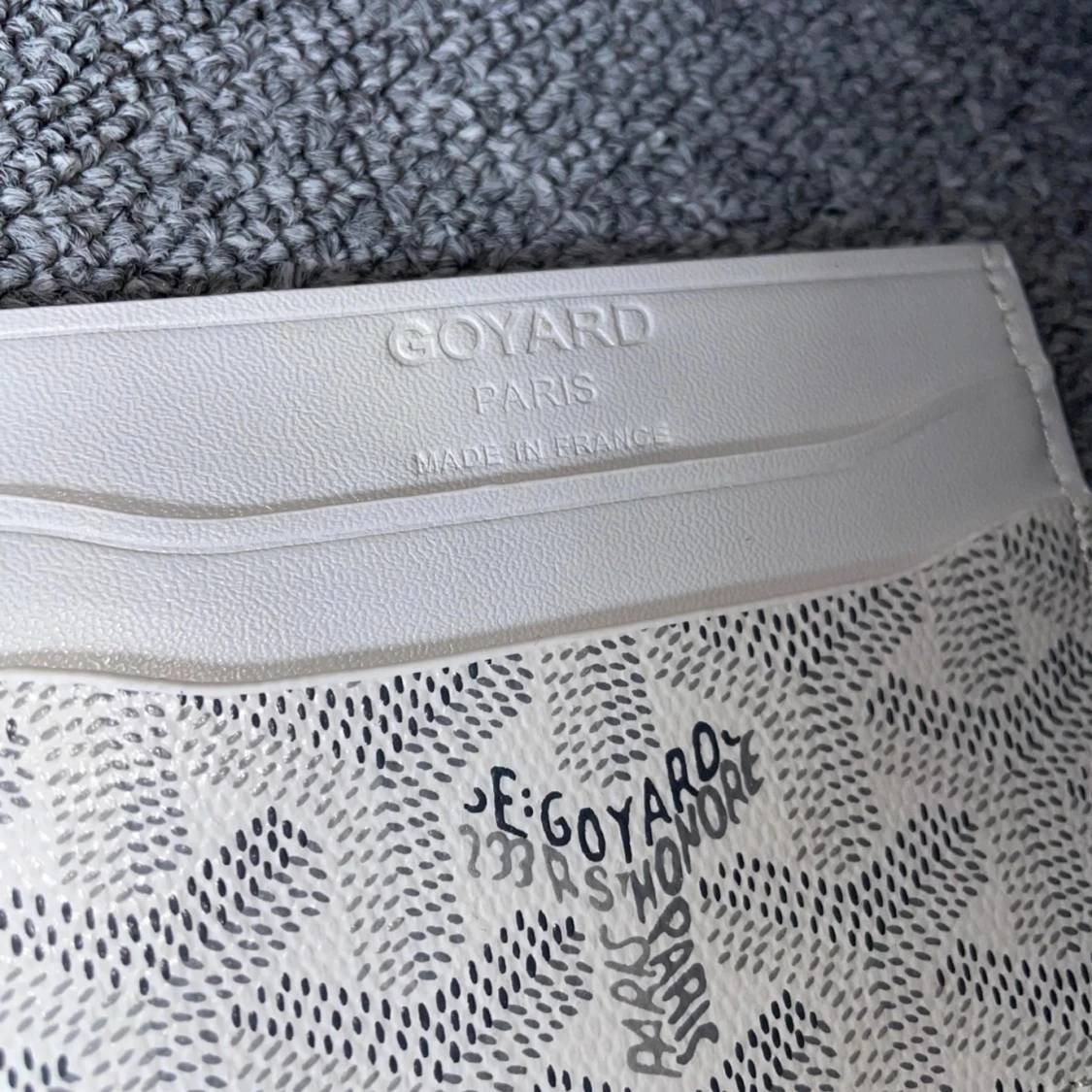 Vit designer plånbok med mönster - 90