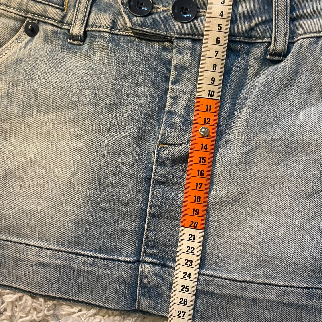 Ljusblå jeanskjol från House Jeans XS - 3