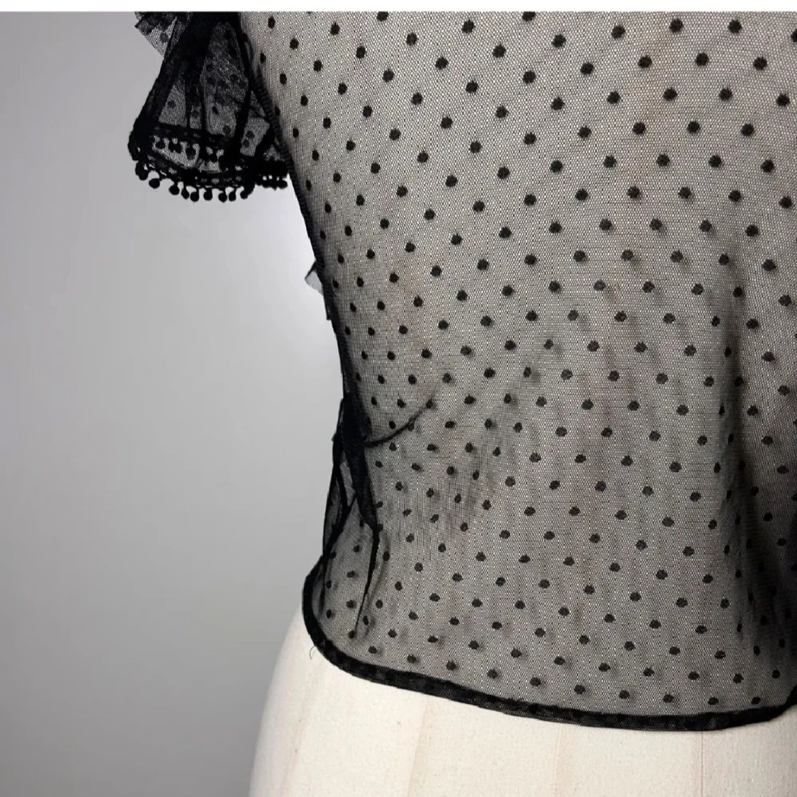 Gräddvit volangblus - 4