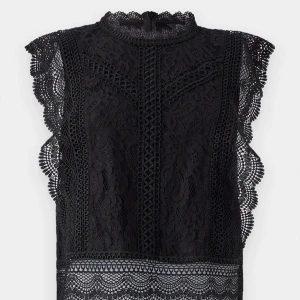 Only spetstopp - Fin svart spetstopp från only❤️