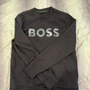 Boss Tröja - Tröja från boss, använd en gång. Köptes från johnells.