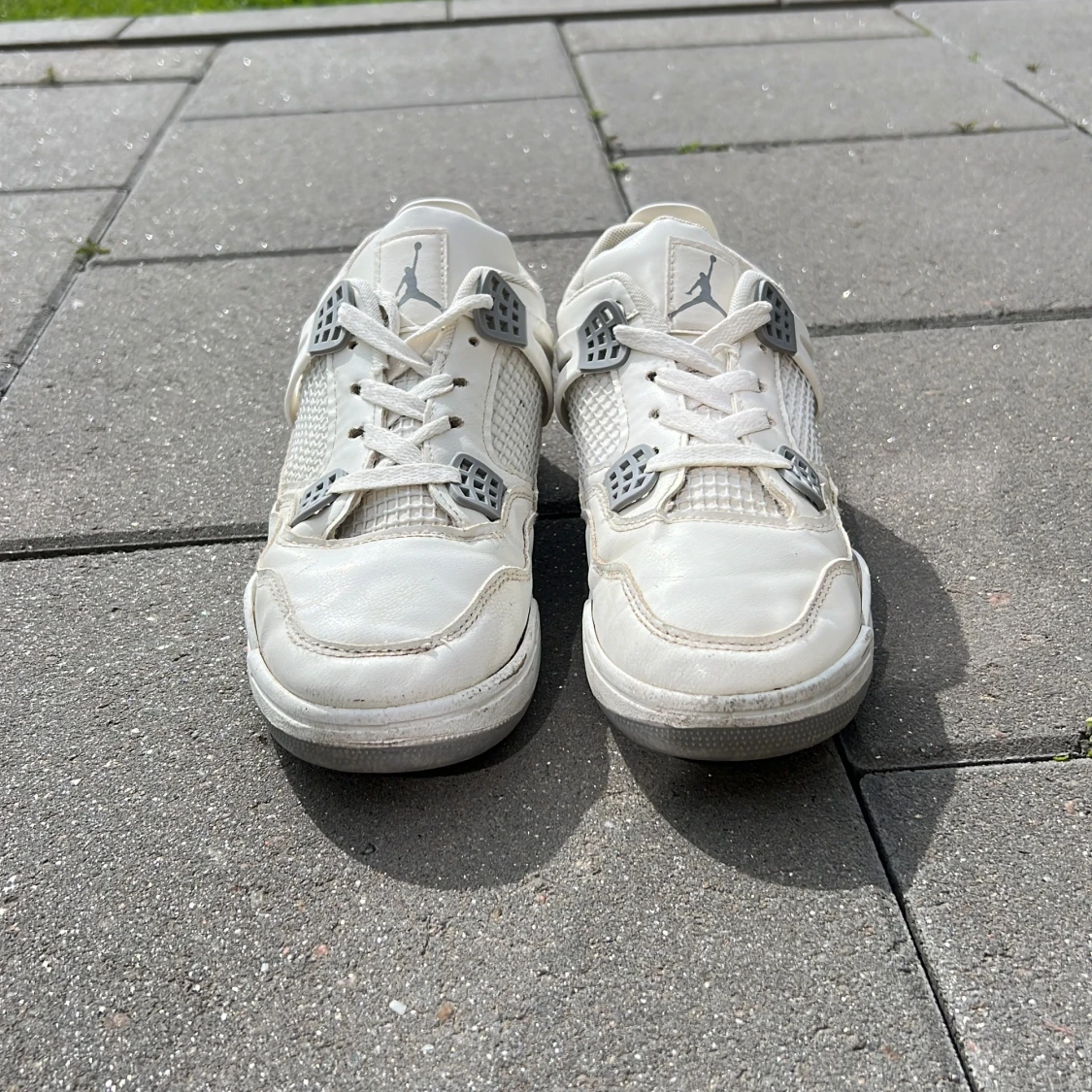 Vita Nike Air Jordans sneakers