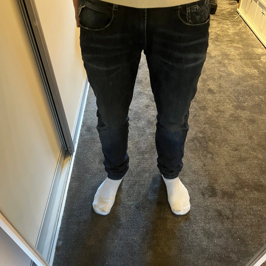 Mörkblå jeans från Replay - 1