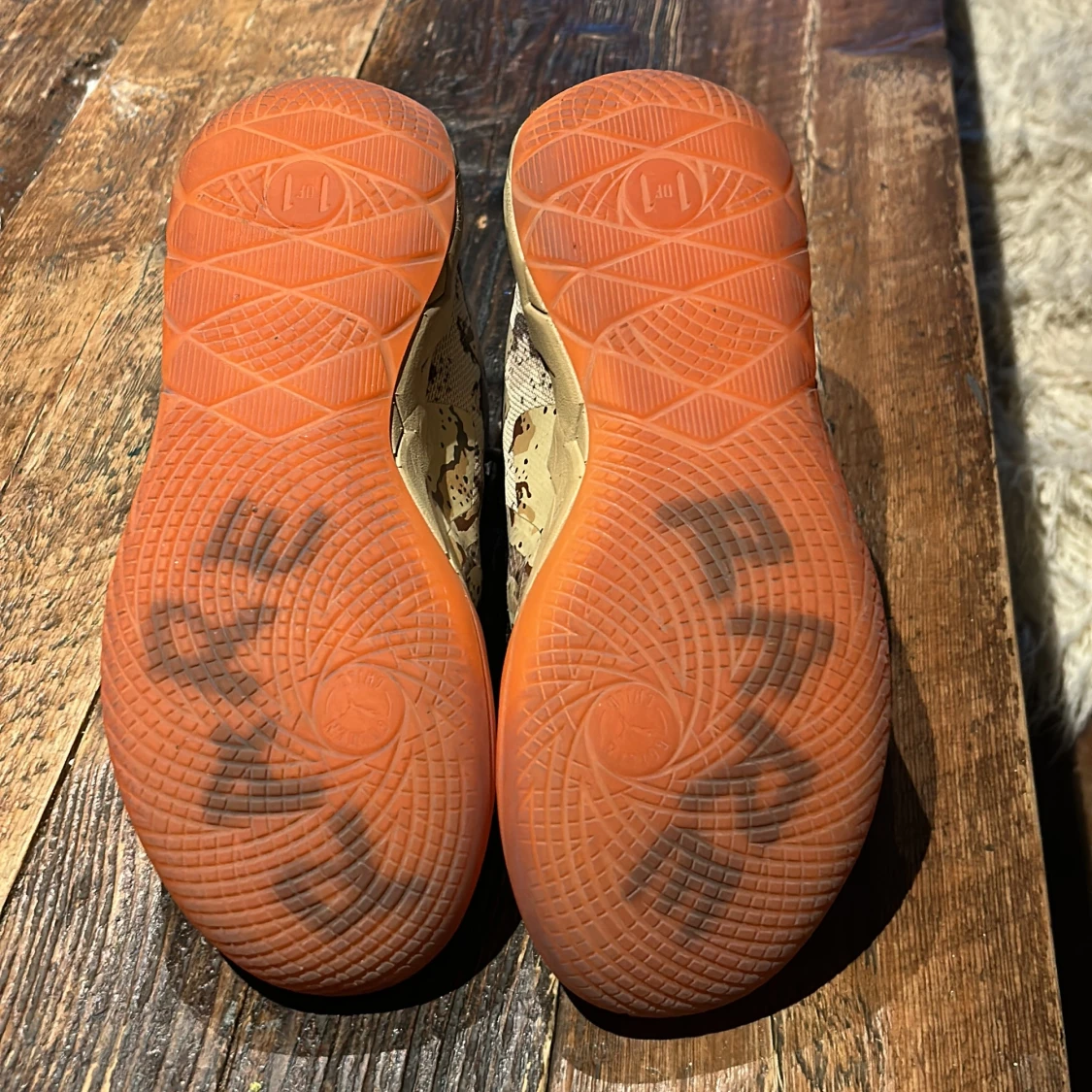 Kamouflagefärgade sneakers från Puma x Melo - 3