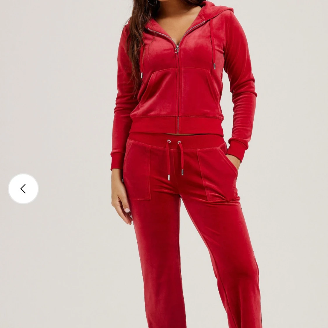 Röd mjukis sett i velour