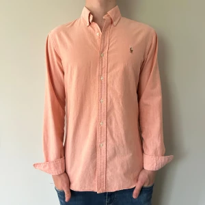 Ralph Lauren Skjorta  - Ralph Lauren Skjorta | Skick: 8/10 - Storlek: M - Nypris: 1600 - Vårt pris: 349