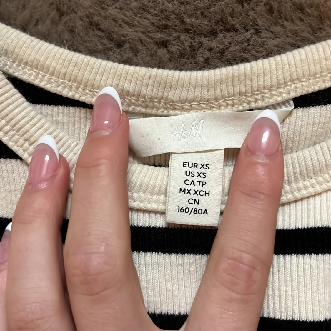 Svart vit randigt linne från hm - 1