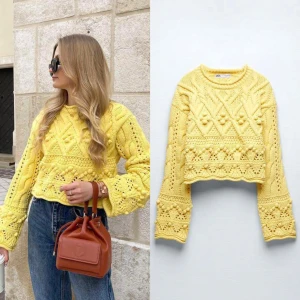 Gul croppad stickad tröja från Zara - Superfin gul stickad tröja från Zara med croppad passform. 💛🌼
