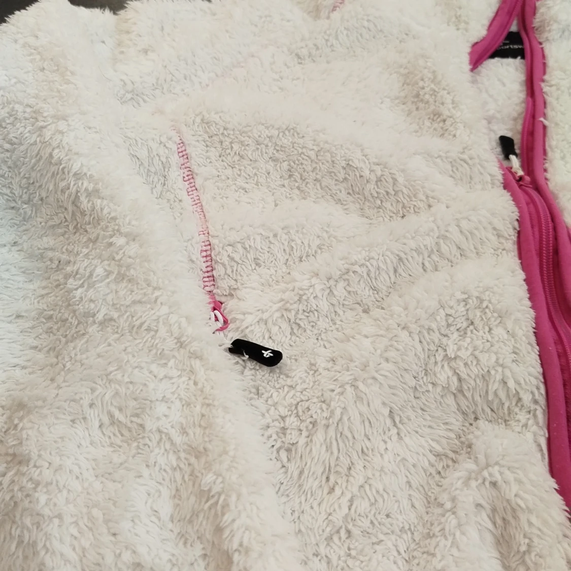 Vit teddyjacka från Cross Sportswear - 1