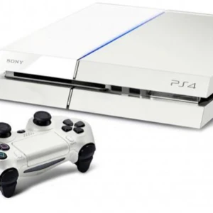 Ps 4  - Säljer mitt vita ps 4 för att de inte kommer till andvändning längre konsolen kommer också med och några spel , 