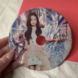 Twice Tzuyu cd - Från Twice Taste Of Love album