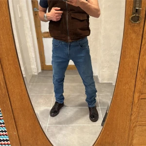Replay jeans  - Ett par snygga jeans från Replay i storlek W30 L32 i modellen Mickym