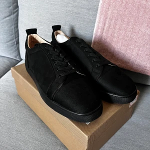 Skor från välkänt märke  - Snygga 