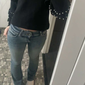 Bootcut jeans  - Superfina bootcut jeans ifrån berskha ! Storlek w23! Fint skick ! Inga defekter ❤️ pris kan diskuteras 